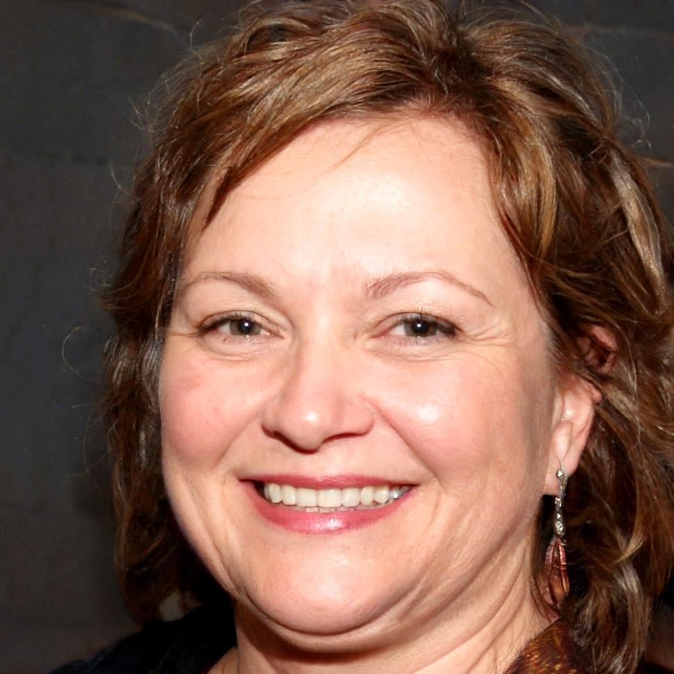 Portrait of Fiona Blackwell, lead instructor at nevalthora